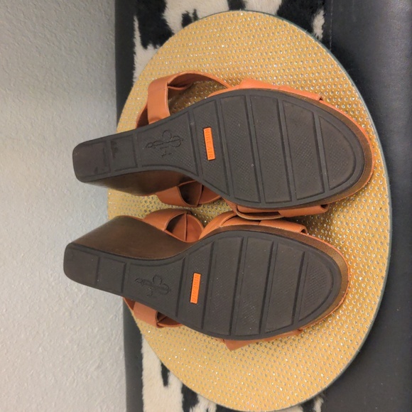 COLE HAAN Designer Terracotta Orange BUTTERY SOFT Leather Strappy Sandals 9.5B - Picture 8 of 9